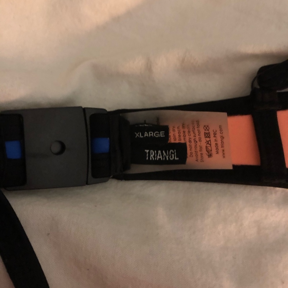 Triangl Bikini - Picture 5 of 8